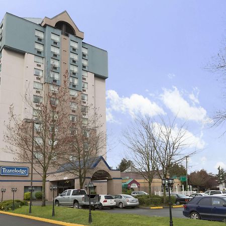 Travelodge Hotel By Wyndham Vancouver Airport Richmond Exterior photo